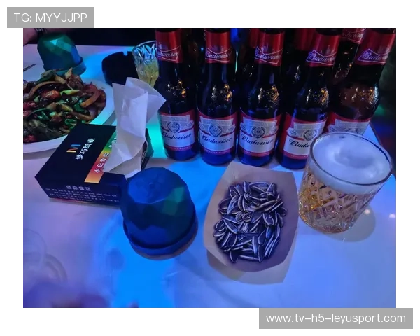 球迷的啤酒味：看台上的微醺，球员狂饮啤酒